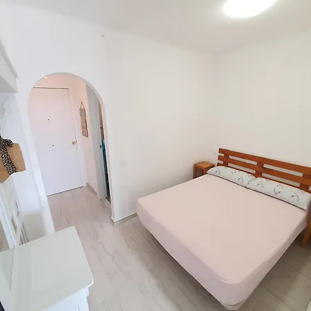 Albatros Beach-3 Apartment *