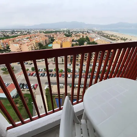 Apartment Albatros Beach-3 *